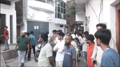 ज्ञानपुर: सपा विधायक जाहिद बेग की फरार पत्नी सीमा बेग की संपत्ति जब्त करने का आदेश न्यायालय ने दिया