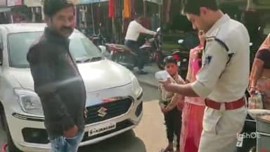 पेटलावद: पेटलावद पुलिस ने दो पहिया और चार पहिया वाहनों के चालान काटे, 13 चालान बनाए और ₹7500 का समन शुल्क वसूला