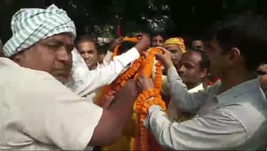 जगदीशपुर: बिचला जंगल महल पंचायत से दयाशंकर सिंह उर्फ शंकर दयाल कुशवाहा ने पैक्स अध्यक्ष पद के लिए नामांकन दाखिल किया