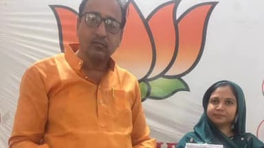 चूरू: भाजपा चूरू जिला कार्यालय में जिलाध्यक्ष बसत शर्मा ने जिला प्रमुख वंदना आर्य को बनाया सक्रिय सदस्य