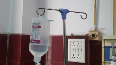 रामपुर: भुर्जी की मढेयाँ गांव में पारिवारिक कलह के चलते एक महिला ने घर में रखा कीटनाशक खा लिया, महिला की हालत बिगड़ी