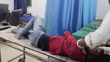 मुगलसराय: चोरमरवा के समीप दो बाइकों की आपस में हुई टक्कर, एक युवक की हालत गंभीर