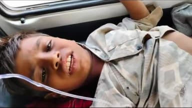 छोटीसादड़ी: रामदेवजी गांव में आबादी क्षेत्र से गुजर रही 11 केवी लाइन का तार टूटकर बालक पर गिरा, बालक गंभीर घायल, ग्रामीणों में रोष