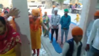 मारवाड़ जंक्शन: मारवाड़ जंक्शन उपखंड मुख्यालय में गुरु नानक जयंती पर्व पर झूलेलाल मंदिर से निकली प्रभात फेरी