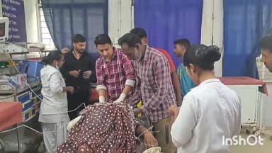 जमुई: काकन मोड़ के पास सड़क क्रॉस कर रही महिला को तेज रफ्तार बाइक ने मारी टक्कर, डॉक्टर ने किया पटना रेफर