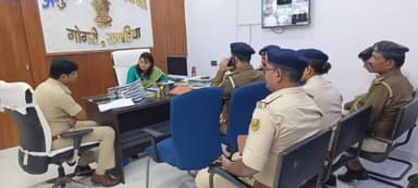 गोगरी: अनुमंडल कार्यालय में एसडीओ ने की बैठक, थानाध्यक्षों को कानून व्यवस्था बनाए रखने के निर्देश दिए
