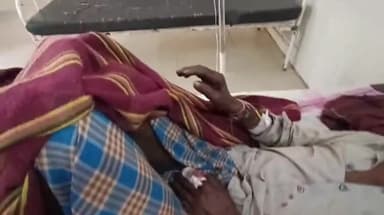 नरसिंहपुर: खेत पर कार्य करते समय गड़ागड़ निवासी व्यक्ति पर भालू ने किया हमला, जिला अस्पताल में भर्ती