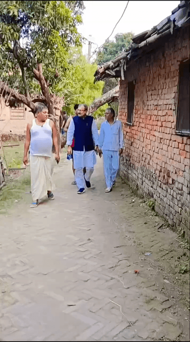 मधेपुरा_विधानसभा में भ्रमण करते हुए।