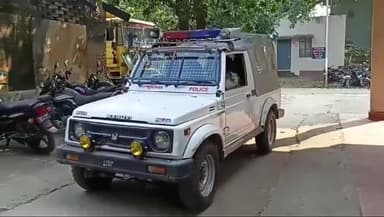 घोसी: ठाकुर स्थान गांव से घोसी पुलिस ने एक कुर्की वारंटी को गिरफ्तार किया