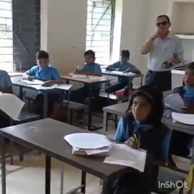 बस्तर: ब्लॉक बस्तर के विभिन्न स्कूलों का एबीईओ सुशील तिवारी ने किया निरीक्षण