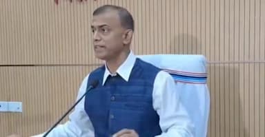 पटना ग्रामीण: बिहार बोर्ड ने 2024 का रिजल्ट जारी किया, पटना में BSEB अध्यक्ष आनंद किशोर ने दी जानकारी