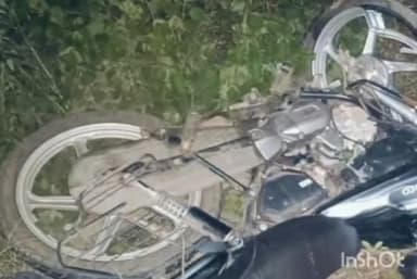 पेटलावद: करवड़ के समीप अज्ञात वाहन की टक्कर से बाइक सवार बुजुर्ग हुआ घायल, सिविल अस्पताल में किया गया उपचार