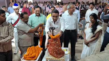 भदोही: ज्ञानपुर में मतदाता जागरूकता कार्यक्रम में जिलाधिकारी ने युवाओं को संबोधित किया