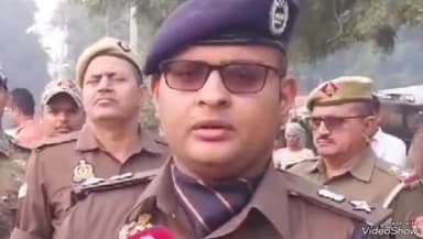 मिर्ज़ापुर: मझवा विधानसभा उपचुनाव में निरीक्षण के दौरान एसपी ने कहा, क्रिटिकल बूथों पर है अतिरिक्त फोर्स का इंतजाम