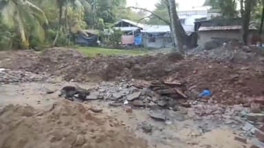 বজবজ ১: বজবজের পুজালী এলাকায় পুকুর ভরাটের অভিযোগ