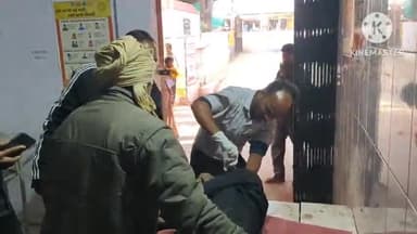 तालबेहट: पवा में दो बाइकों की आमने-सामने की टक्कर में एक बाइक सवार युवक गंभीर रूप से हुआ घायल, जिला अस्पताल रेफर