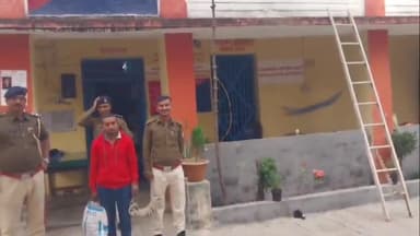 बरौनी: बरौनी थाना क्षेत्र के सिंग़दाहा गांव में हत्या मामले में फरार आरोपी गिरफ्तार