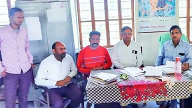 सरवाड़: जोतायां में संक्षिप्त पुनरीक्षण कार्यक्रम का हुआ आयोजन, तहसीलदार ने मतदान बूथों का किया निरीक्षण