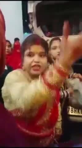 घाटमपुर: साढ़ के हरिपुर में शादी समारोह के दौरान पति की पहली पत्नी पहुंची, रात भर चला हंगामा