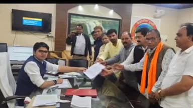 बूंदी: प्रधानमंत्री फसल बीमा योजना 2023 का क्लेम न मिलने पर किसानों ने सर्किट हाउस में जिला कलेक्टर को दिया ज्ञापन