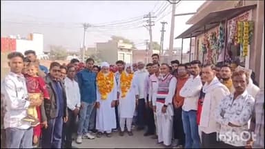 मूंडवा: कुचेरा कस्बे में हज ए उमरा यात्रा कर लौटे हाजियों का शहरवासियों ने किया स्वागत