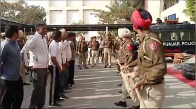 ਐਸਏਐਸ ਨਗਰ ਮੁਹਾਲੀ: ਧਰਨਾ ਪ੍ਰਦਰਸ਼ਨ ਤੋਂ ਨਿਜਿੱਠਣ ਲਈ ਜ਼ਿਲ੍ਹਾ ਪੁਲਿਸ ਵੱਲੋਂ ਚਲਾਇਆ ਗਿਆ ਟ੍ਰੇਨਿੰਗ ਸੈਸ਼ਨ: SSP