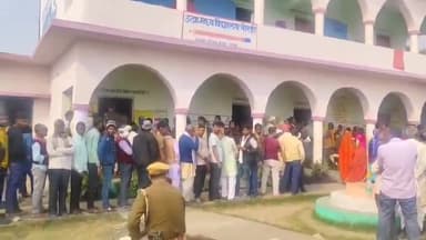 दुल्हिन बाज़ार: दुल्हिनबाजार प्रखंड में पैक्स चुनाव का शांतिपूर्ण मतदान संपन्न