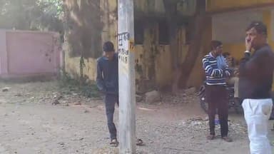 झांसी: 20 वर्षीय युवक ने खाया जहर, उपचार के दौरान झांसी मेडिकल कॉलेज में हुई मौत