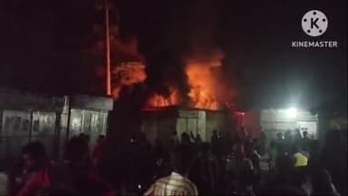 कुढ़नी: मनियारी थाना क्षेत्र में बिजली के शॉर्ट सर्किट से अलमारी दुकान में आग लग गई