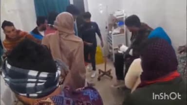 बिजनौर: बिजनौर में नजीबाबाद रोड पर डे नाइट कैफे के पास बाइक टच होने पर छात्रों के दो गुट आपस में भिड़े