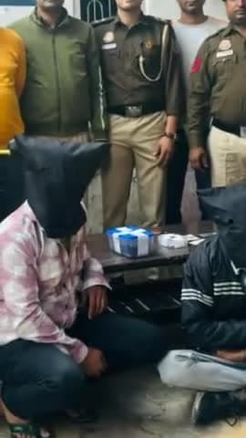 सिविल लाइन्स: बुराड़ी से दो झपटमार गिरफ्तार, छीना गया मोबाइल और वारदात में इस्तेमाल बाइक बरामद