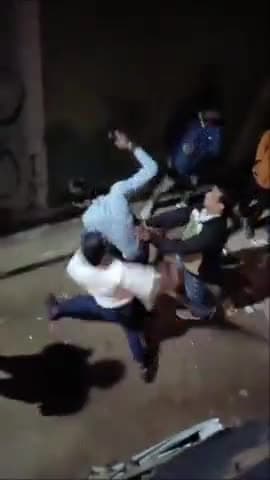 मेरठ: गंगानगर क्षेत्र में डीजे पर गाना बजाने को लेकर मारपीट मामले में पीड़ित SSP ऑफिस पहुंचा, SP ऑफिस के बाहर दबंग ने तमंचा लहराया