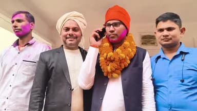 आरा: हित नारायण क्षत्रिय उच्च विद्यालय में पैक्स चुनाव की मतगणना जारी, दोपहर तक 8 पंचायत के पैक्स अध्यक्ष चुने गए