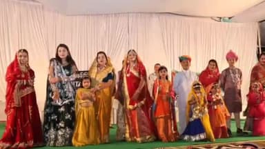 बूंदी: उद्योग एवं हस्तशिल्प मेला मंच पर आयोजित कार्यक्रम में मां-बेटी ने रैंप वॉक पर बिखेरे जलवे