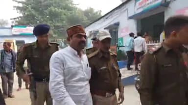 बिहार: मेघि नगमा पंचायत के पैक्स अध्यक्ष को गोली मारने के आरोप में राजद नेता विजय गोप गिरफ्तार