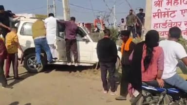 बरवाला: बड़ोना कलां गांव के पास अनियंत्रित कार नाले में गिरी