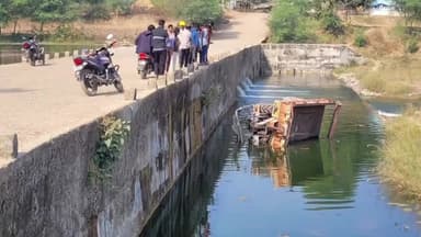 बहादुरपुर: मोला नदी के स्टॉप डैम में अनियंत्रित होकर पलटी ट्रैक्टर-ट्रॉली, चालक की हुई मौत