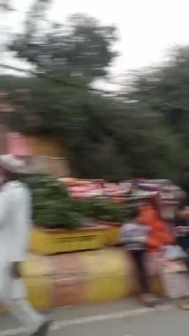 मवाना: रविवार को मवाना के साप्ताहिक बाजार में सामान खरीदने आएगी महिला का पर्स चोरी पीड़िता ने दी थाने पर तहरीर