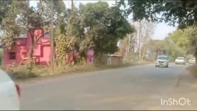 नबीनगर: शिवहर विधायक चेतन आनंद ने अकोरहा गांव पहुंचकर मृतक के परिजनों से मिलकर घटना पर जताया शोक