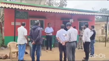 बस्तर: कलेक्टर ने उड़ीसा सीमा के कोलावल चेक पोस्ट में वाहनों की सघन जांच का निर्देश दिया, अवैध धान के परिवहन पर नियंत्रण के लिए