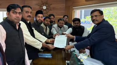 रामपुर: मंगलवार को AAP के डेलिगेशन ने संभल हिंसा मामले में मंलायुक्त को ज्ञापन सौंपा