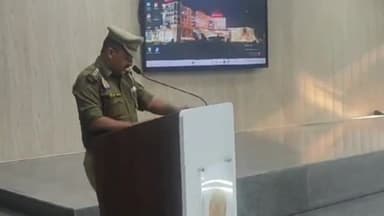 रायबरेली: एम्स हॉस्पिटल में साइबर अपराधों के संबंध में डॉक्टरों और मेडिकल छात्रों को किया गया जागरूक