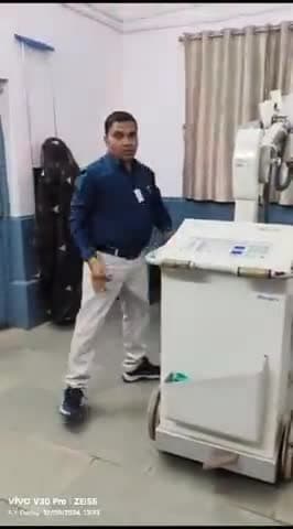 देवरी: स्कूली छात्र-छात्राओं ने सामुदायिक स्वास्थ्य केंद्र और औद्योगिक प्रशिक्षण केंद्र का भ्रमण किया