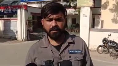 जौनपुर: अपनी जमीन को लेकर सालों से चक्कर काट रहे एक व्यक्ति ने एसपी ऑफिस पहुंचकर एसपी को सौंपा ज्ञापन