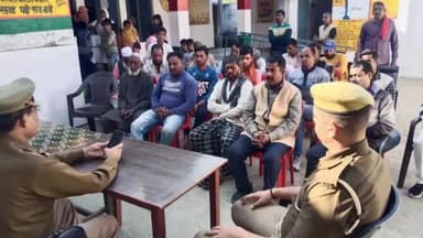 रामपुर: पुलिस अधीक्षक के निर्देशन में पुलिस ने जनपद के 35 स्थानों पर धर्मगुरुओं व संभ्रांत व्यक्तियों के साथ गोष्ठी की