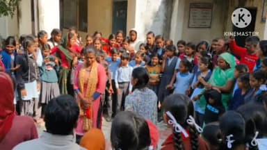 भूपालसागर: महात्मा गांधी राजकीय अंग्रेजी विद्यालय में आयोजित बाल वाटिका-अभिभावकों की बैठक में विभाग के अधिकारी भी रहे उपस्थित