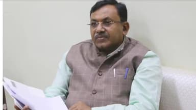 नागौद: राजस्व महा अभियान के तहत कमिश्नर बीएस जामोद ने तहसील और एसडीएम कार्यालय का निरीक्षण किया