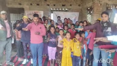 लखीसराय: रामगढ़ चौक प्रखंड क्षेत्र के बिल्लो महादलित टोला बस्ती में पेंटिंग और जागरूकता अभियान का आयोजन किया गया