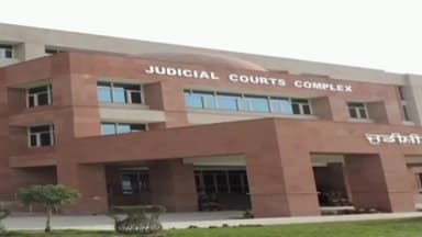 ਐਸਏਐਸ ਨਗਰ ਮੁਹਾਲੀ: ਭੁੱਕੀ ਚੂਰਾ ਬਰਾਮਦ ਹੋਣ ਦੇ ਮਾਮਲੇ 'ਚ ਮੋਹਾਲੀ ਦੀ ਅਦਾਲਤ ਨੇ ਇੱਕ ਆਰੋਪੀ ਨੂੰ 10 ਸਾਲ ਦੀ ਕੈਦ ਅਤੇ ਇੱਕ ਲੱਖ ਰੁਪਏ ਜੁਰਮਾਨੇ ਦੀ ਸਜ਼ਾ ਸੁਣਾਈ