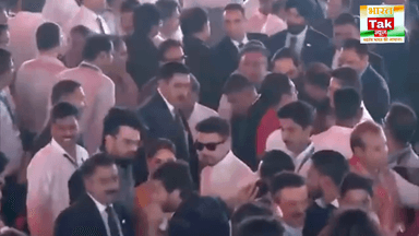 #MadhuriDixit along with Dr. Shriram Nene attended the swearing-in ceremony of the Maharashtra CM.